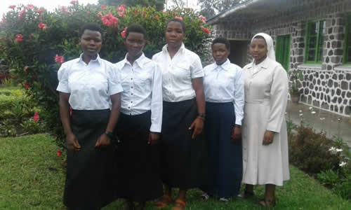 Ingresaron ocho aspirantes en Rwanda